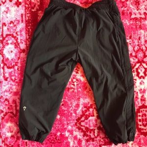 Ivivva cropped elastic pants sz 14